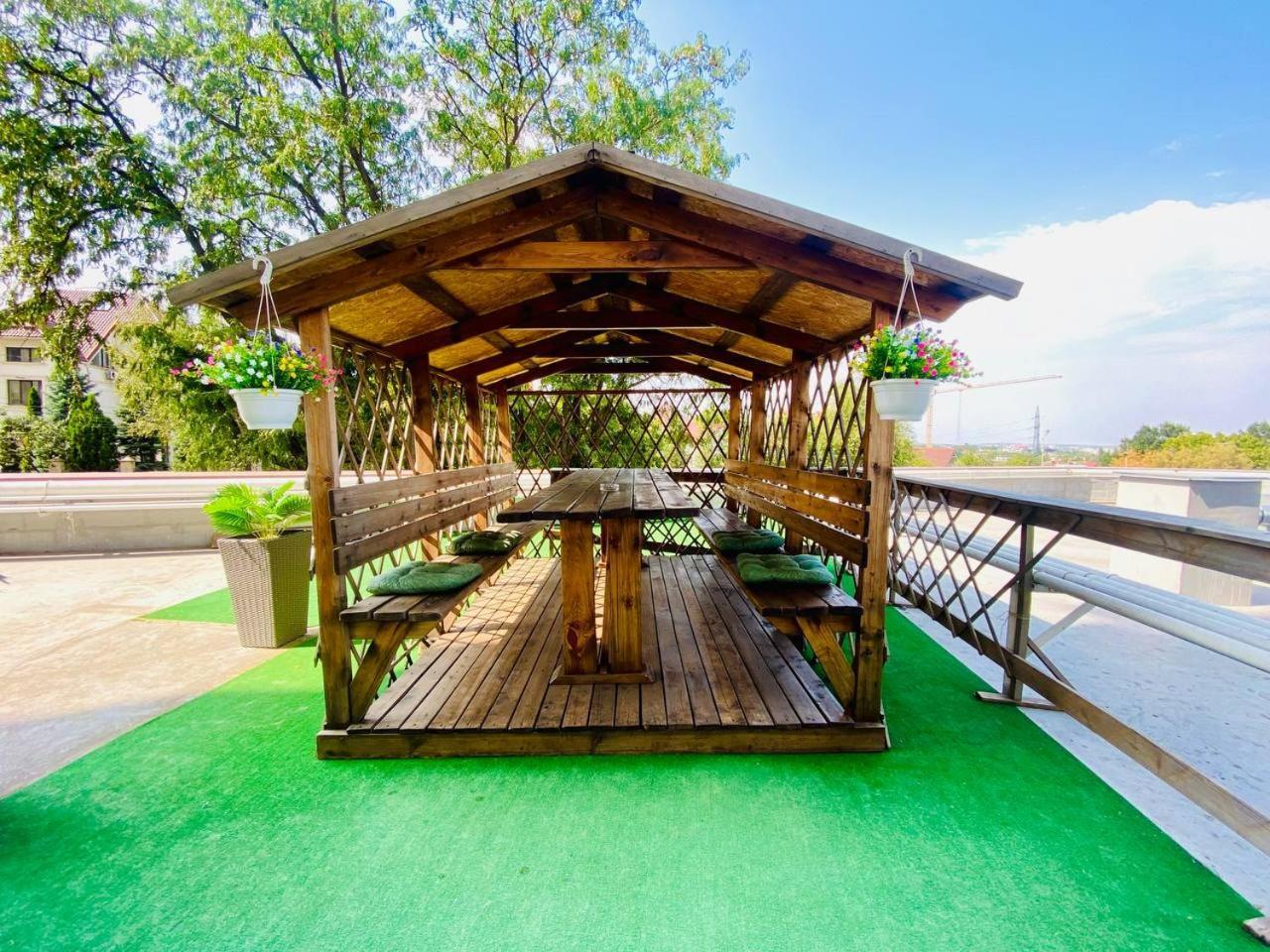 Central Eco View Apartment キシナウ エクステリア 写真